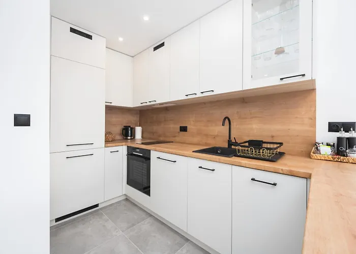 アパート Apartament Seaside Prostywynajem Wzgorze Sw Maksymiliana グディニャ